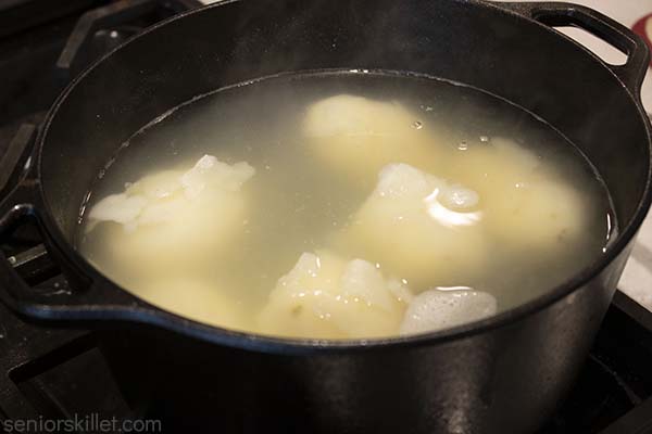 Potatoes boiled ina pot